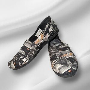 TOMS x LUCASFILM Star Wars Women’s Canvas Slip-On Shoes Darth Vader Size 7.5